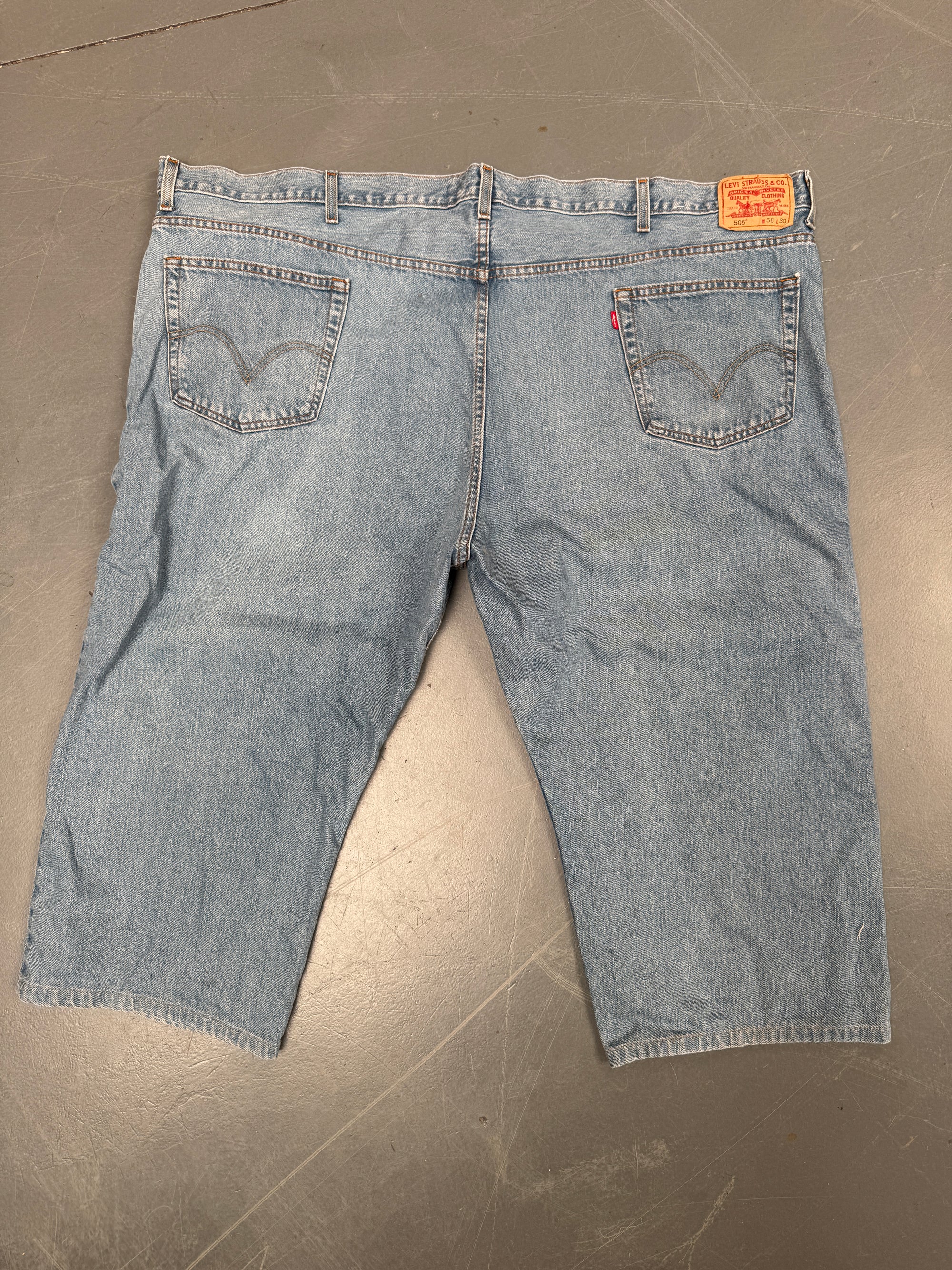 Mens Levis 505 Regular Fit Vintage Jean - W 56 L 22