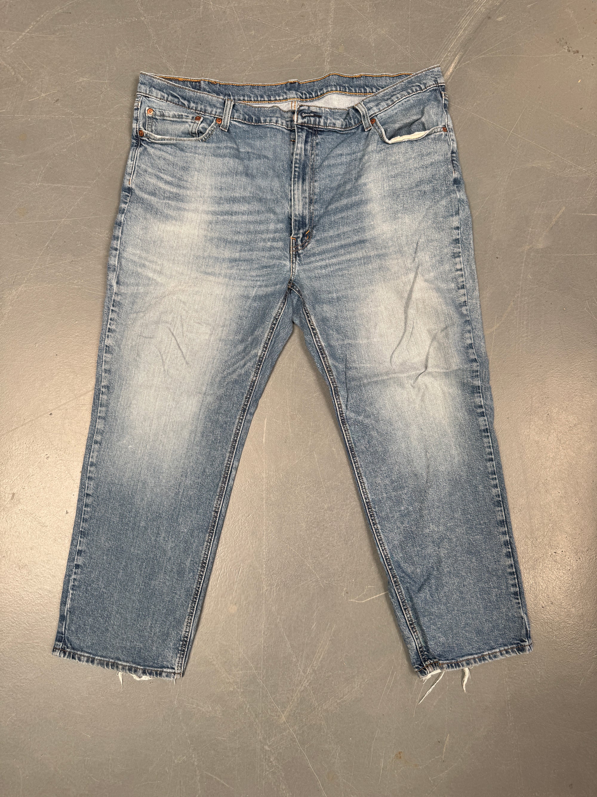 Mens Levis 541 Athletic Fit Vintage Jean - W 42 L 28 - SS177