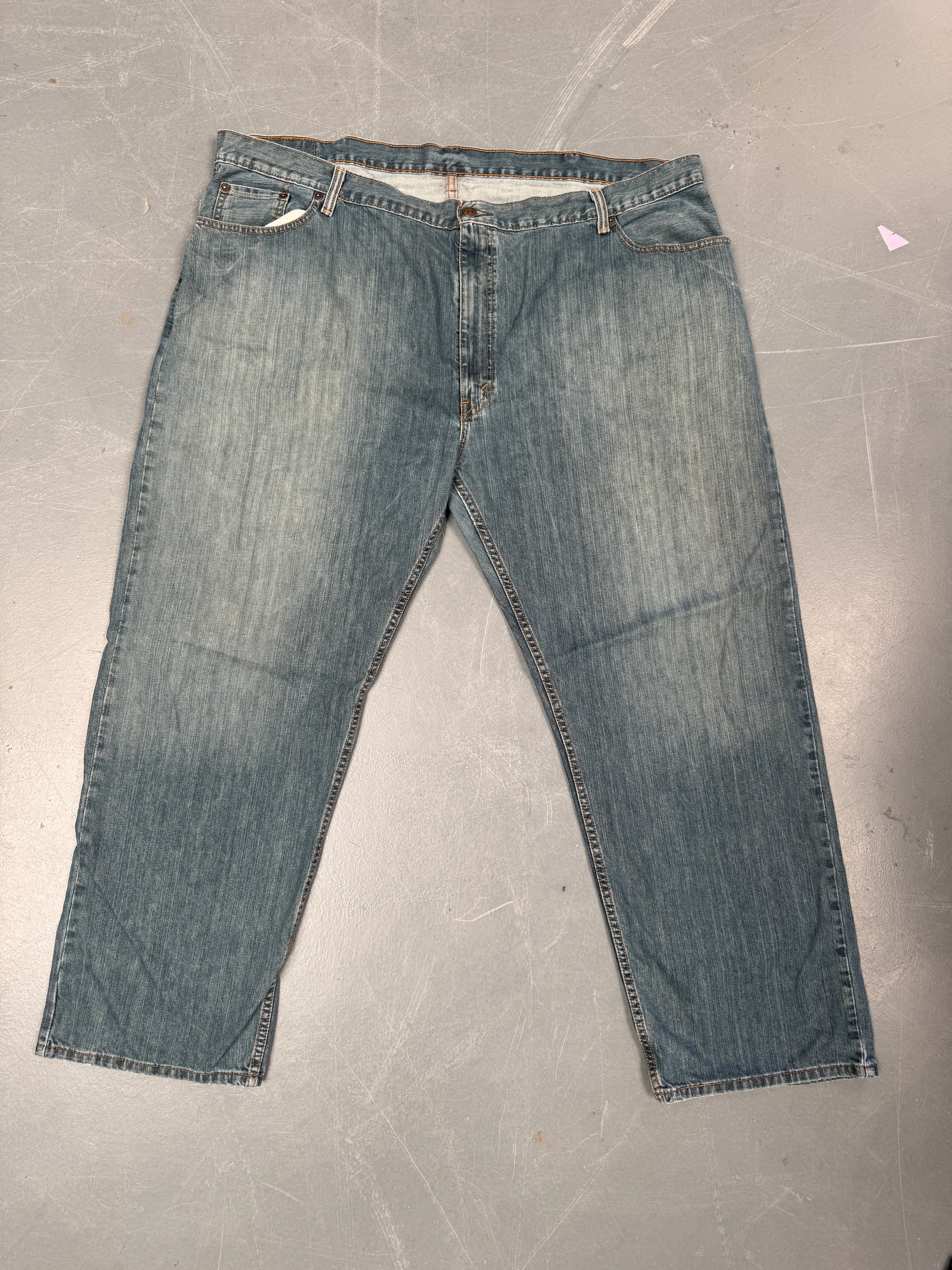 Mens Levis 541 Athletic Fit Vintage Jean - W 48 L 32 - SS178