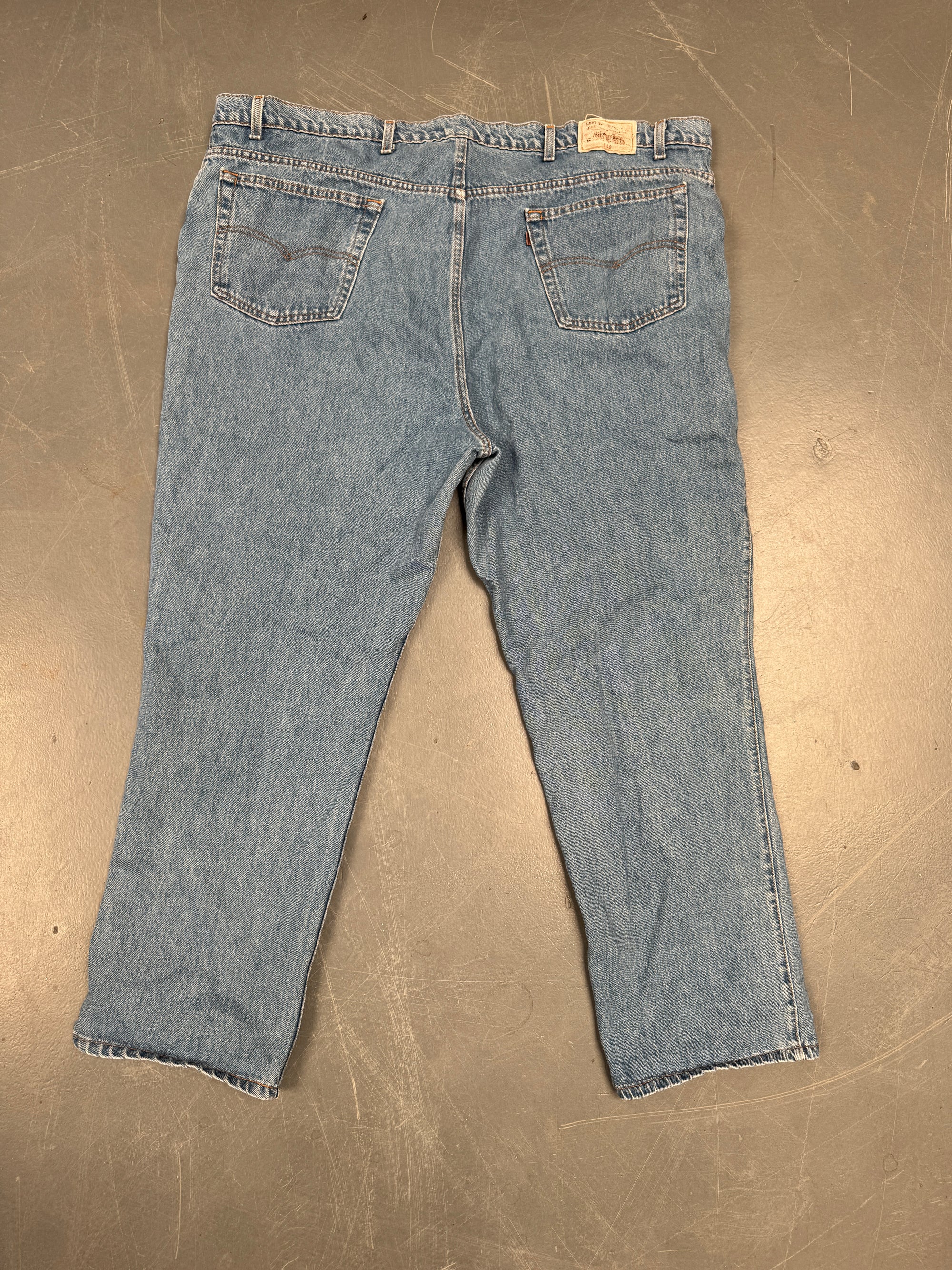 Mens Levis 540 Relaxed Fit Vintage Jean - W 50 L 30