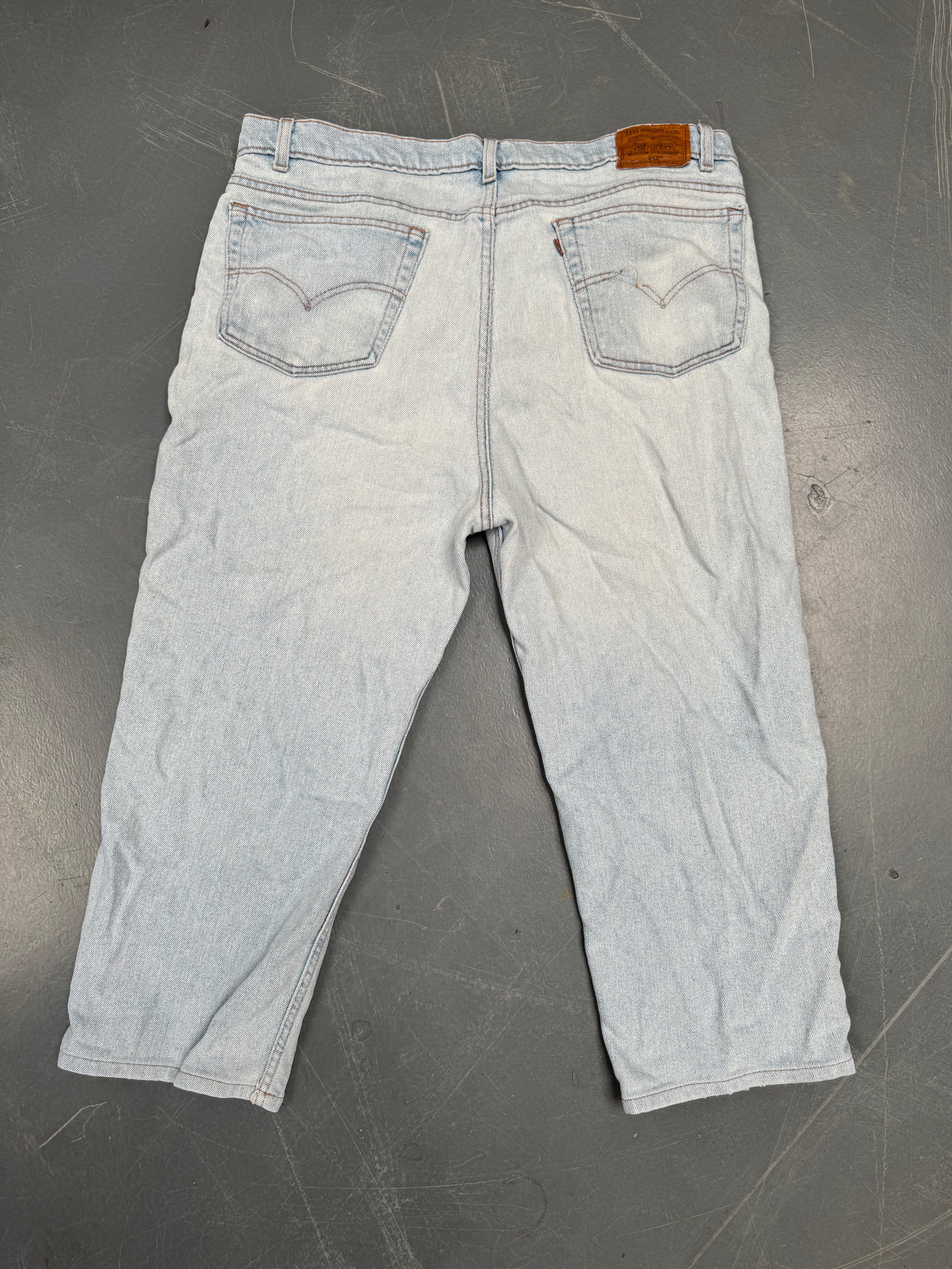 Mens Levis 540 Relaxed Fit Vintage Jean - W 42 L 23
