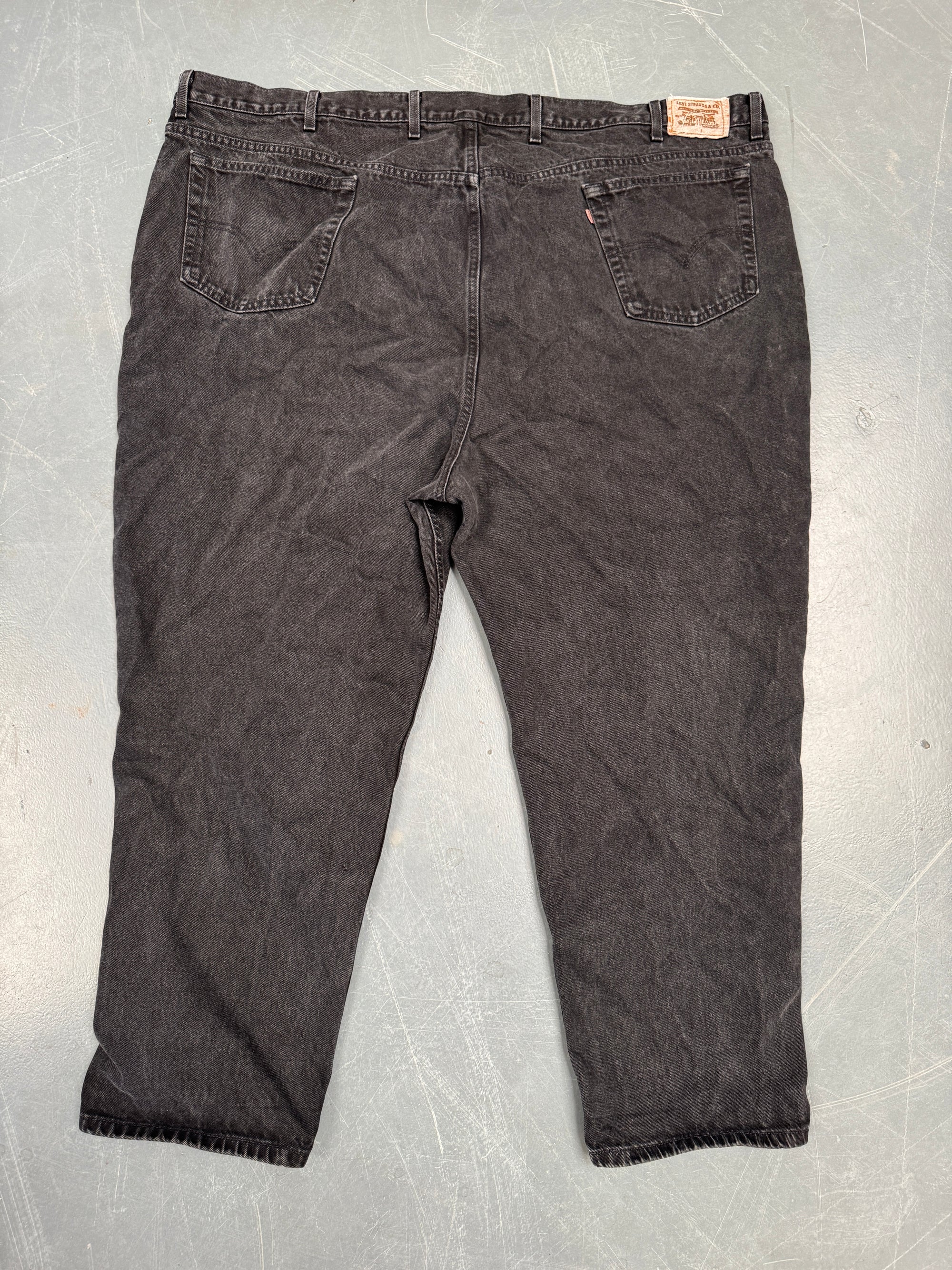 Mens Levis 540 Relaxed Fit Vintage Jean - W 54 L 29