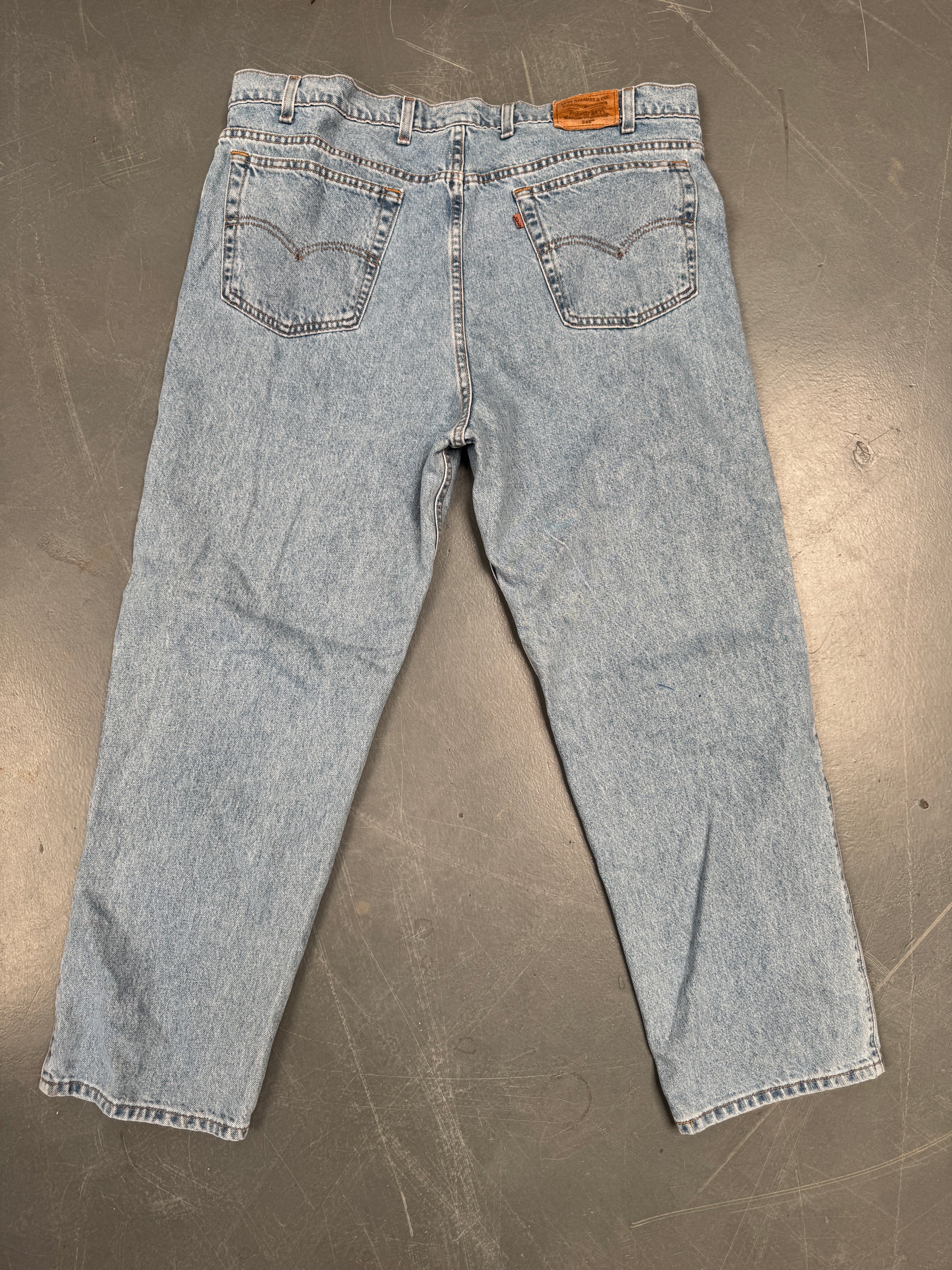 Mens Levis 540 Relaxed Fit Vintage Jean - W 42 L 30