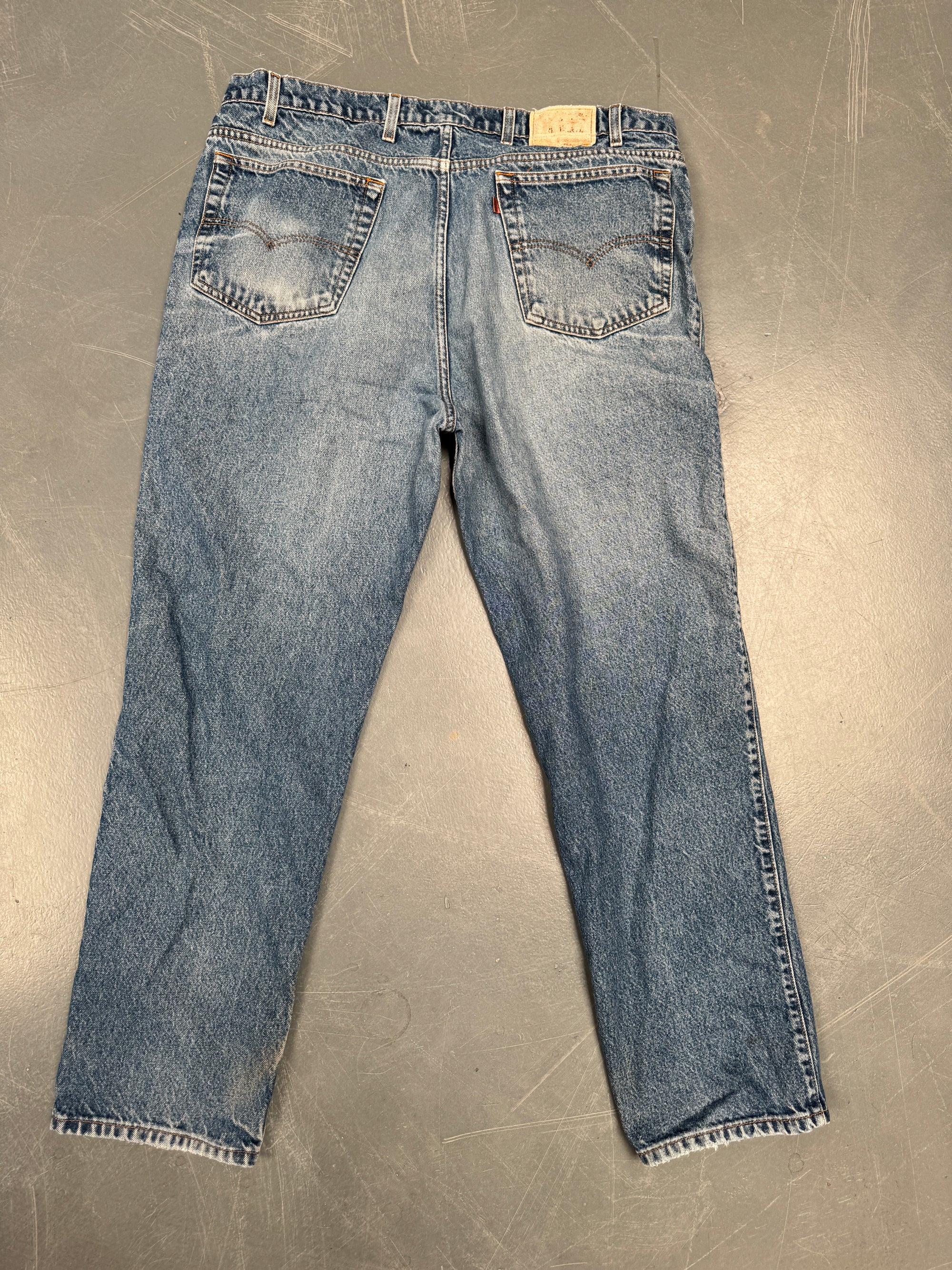 Mens Levis 540 Relaxed Fit Vintage Jean - W 40 L 30