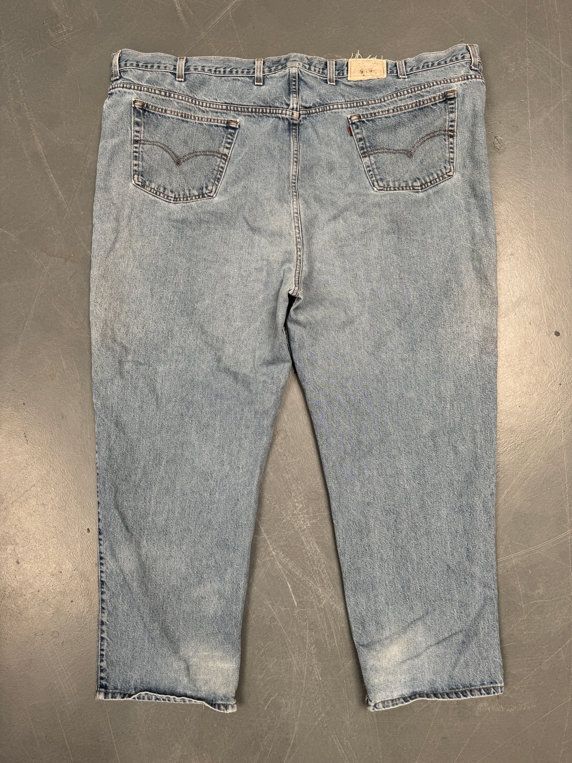 Mens Levis 540 Relaxed Fit Vintage Jean - W 56 L 29