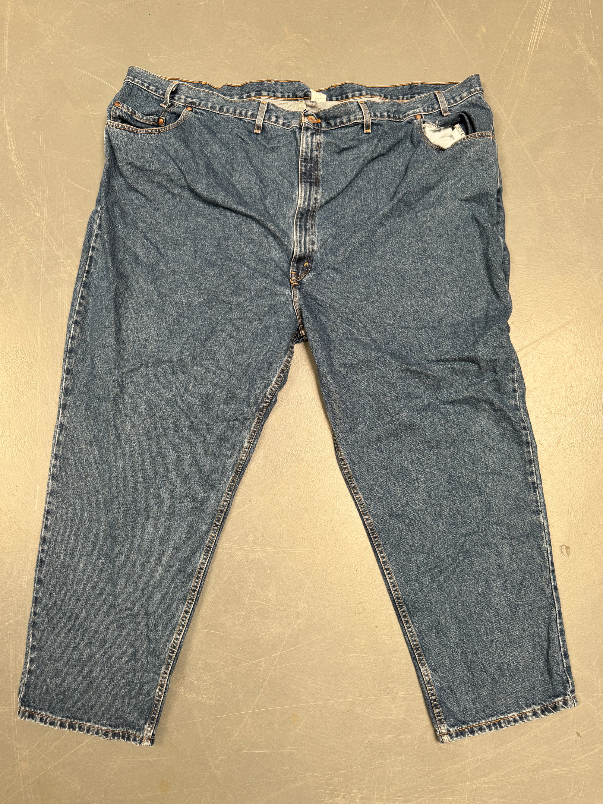Mens Levis 545 Loose Fit Vintage Jean - W 56 L 30