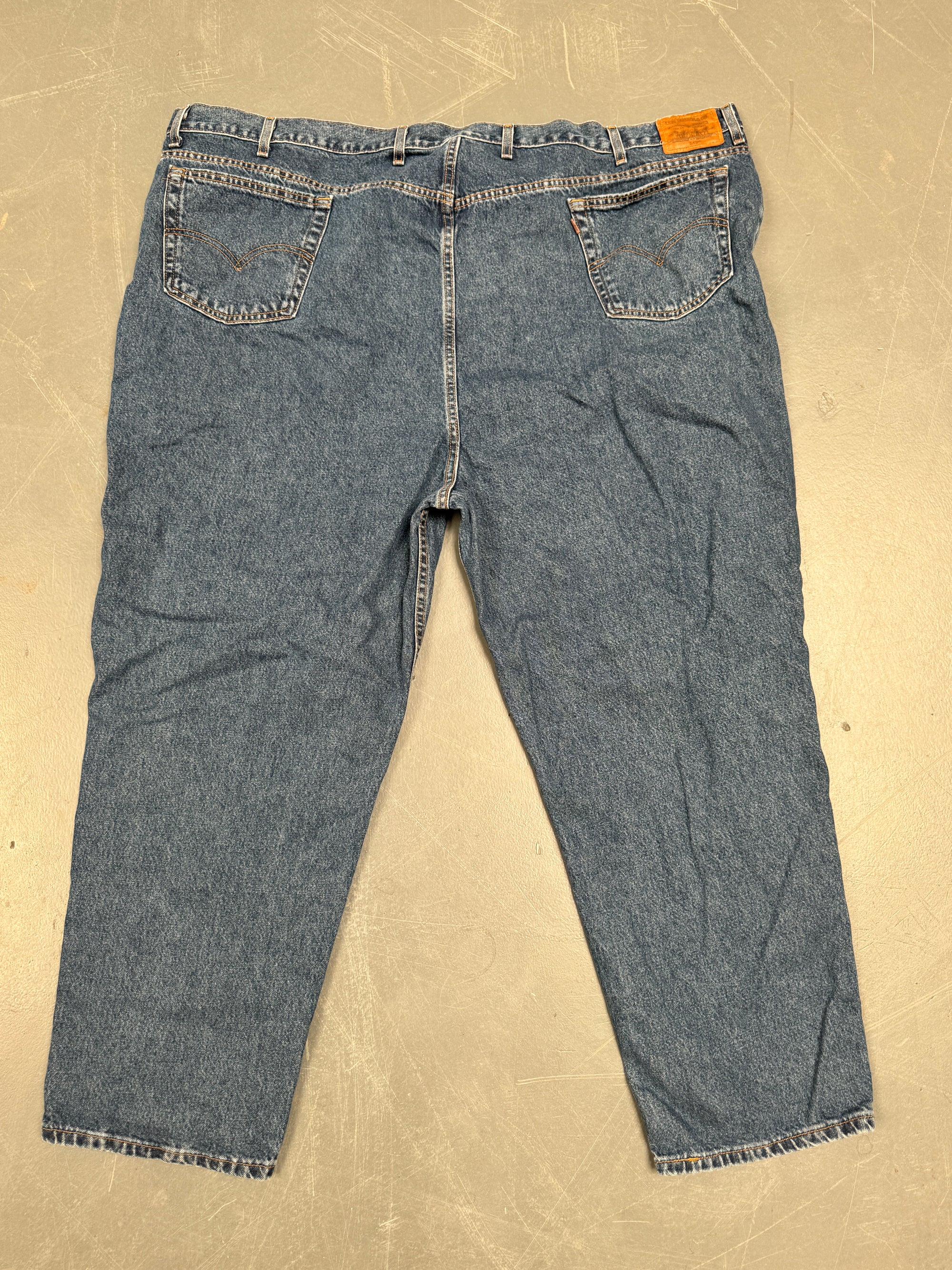 Mens Levis 545 Loose Fit Vintage Jean - W 56 L 30