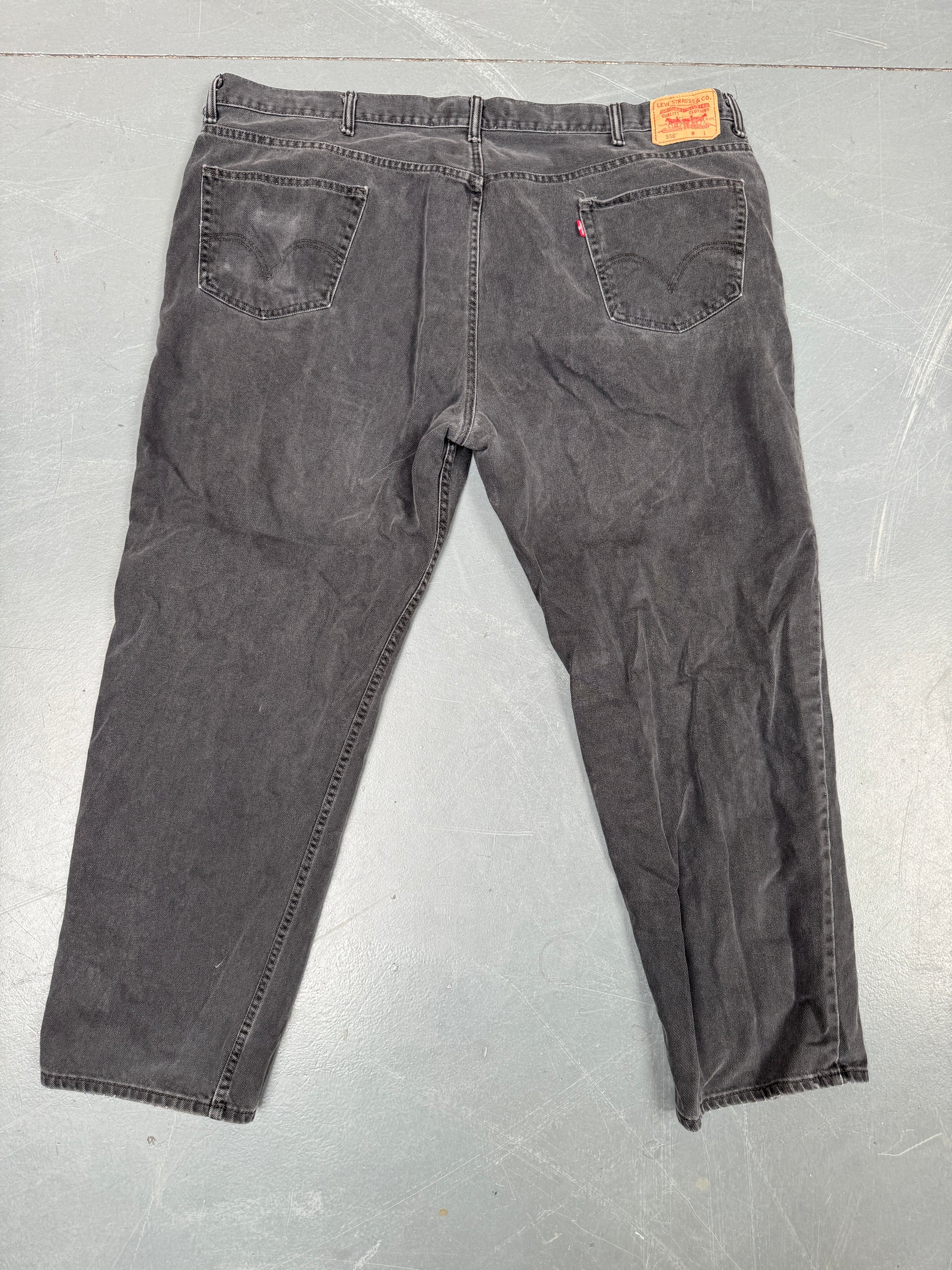 Mens Levis 550 Relaxed Fit Vintage Jean - W 48 L 32