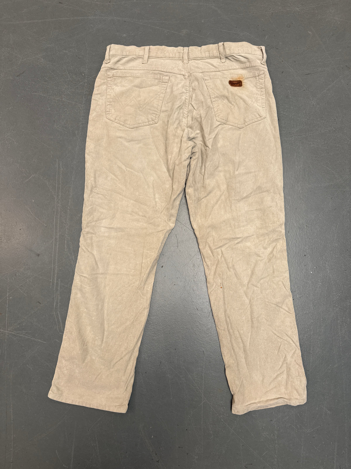 Wrangler Old Patch Regular Fit Vintage Corduroy Trouser- W 38 L 32 - W142